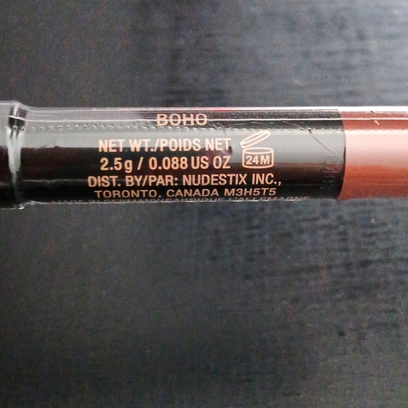 Lip Color - Picture 4 of 5